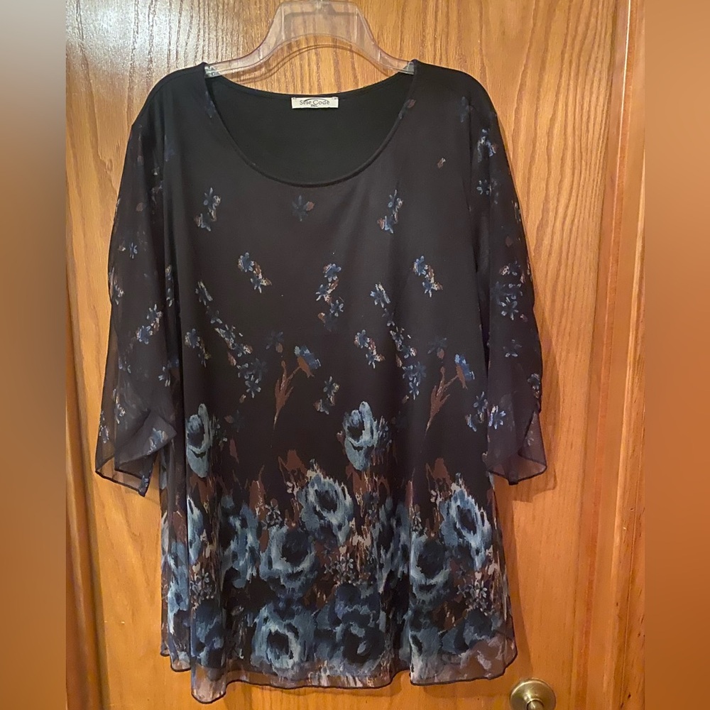 Dressy Floral 3/4 Sleeve Black and Blue Flowy Women's Tunic Top 3XL